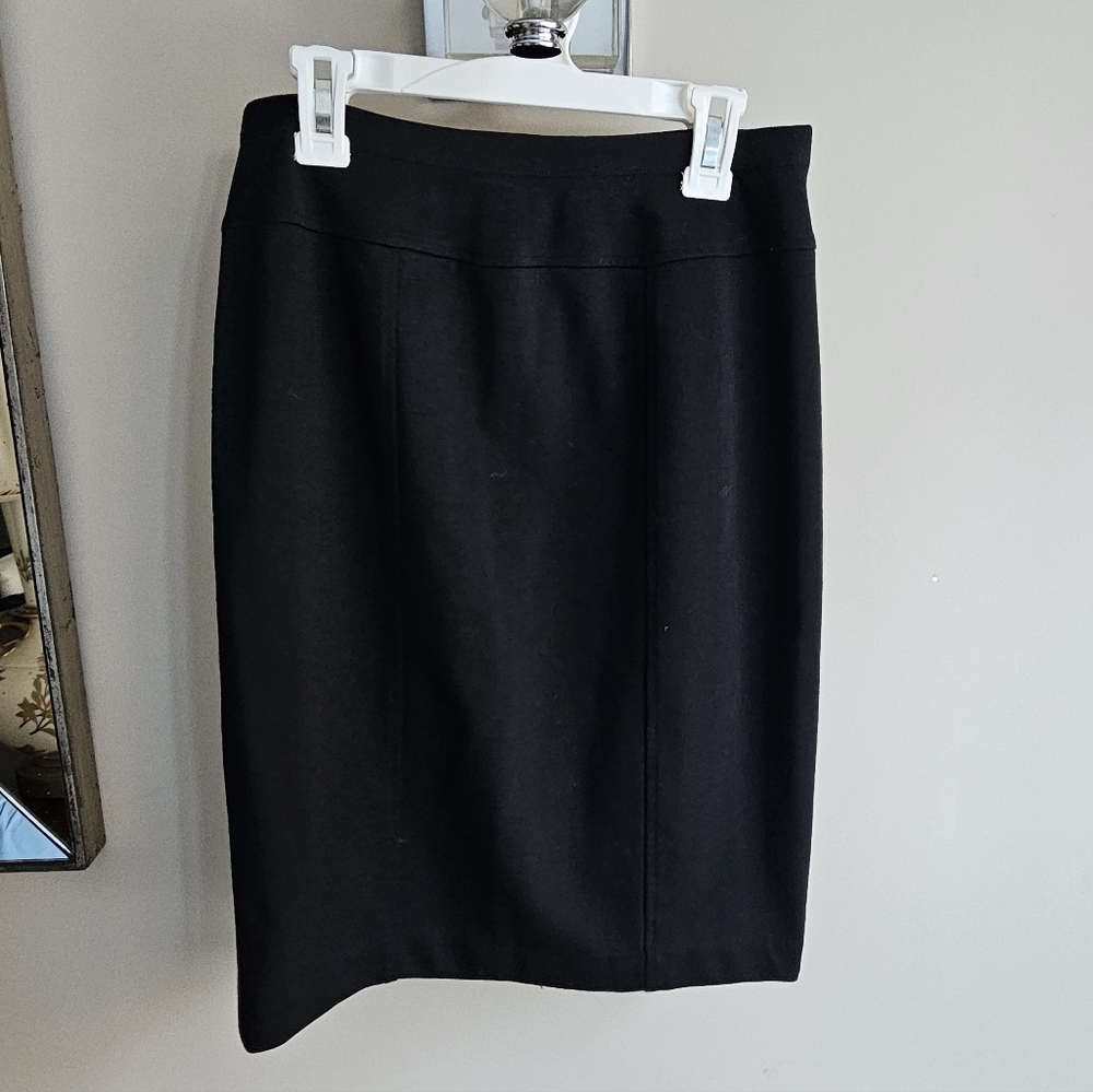 Ellen Tracy Elegant Black Women's Skirt - Size Xs